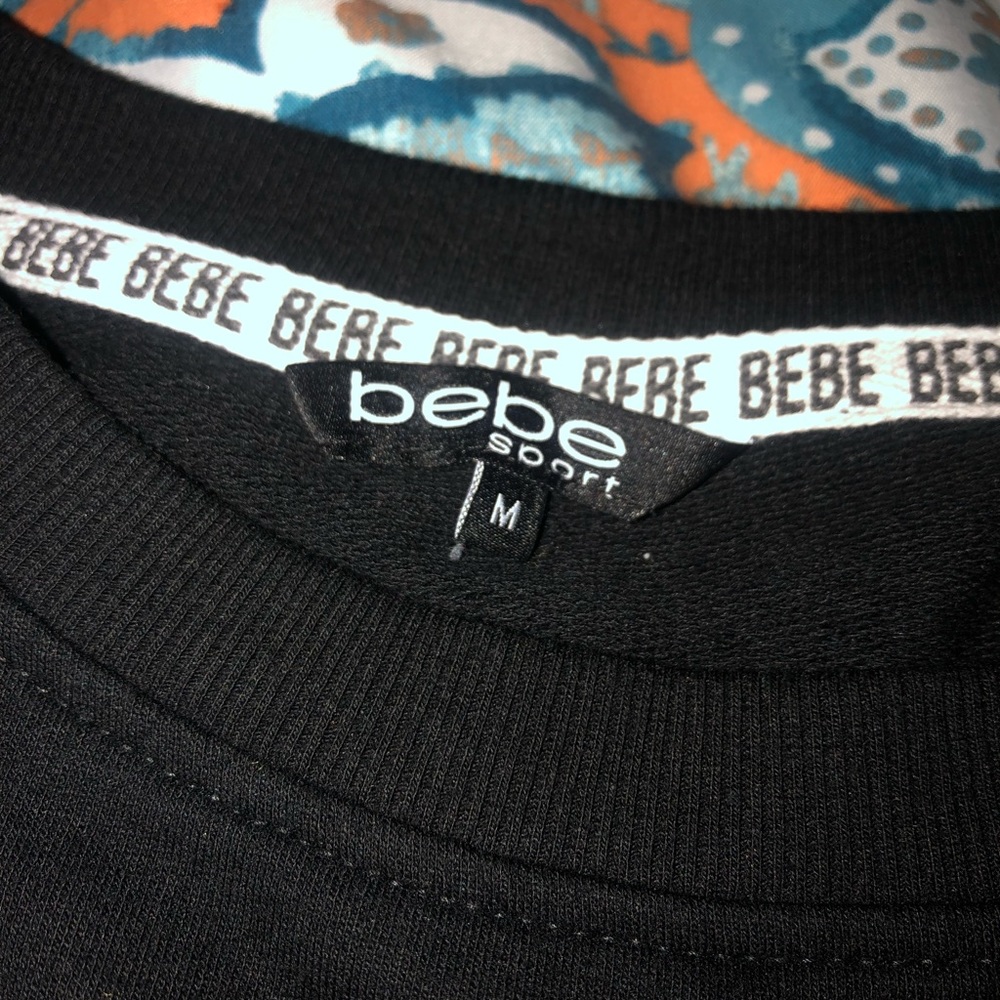 Medium BEBE shirt/ sweater - Picture 4 of 4